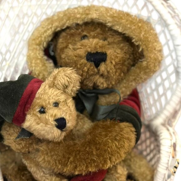 Vintage Plush Christmas Boyd Bear Papa and Noelle Set - Picture 4 of 12